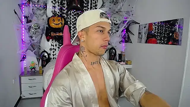 Leonard Price online show from 10/11/25, 01:16