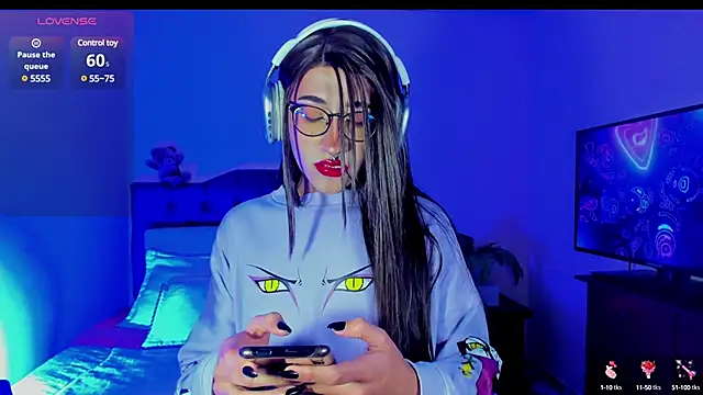 Snapshot of Lararose01 chatting on 12/12/24, 06:14 Lararose01 online show from 12/12/24, 06:14