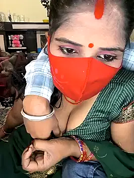 Snapshot of Indian_Lust_Couple chatting on 02/06/25, 06:46 Indian Lust Couple online show from 02/06/25, 06:46