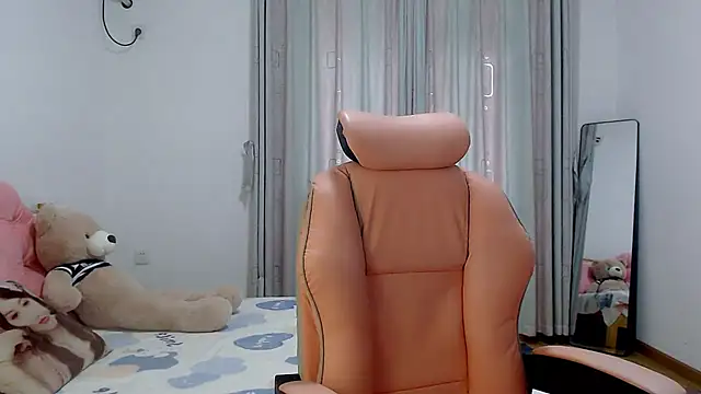 Snapshot of Little-sweet chatting on 03/23/25, 01:09 Little-sweet online show from 03/23/25, 01:09