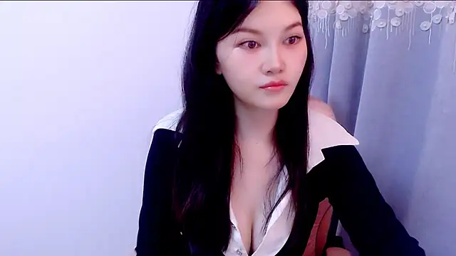 Snapshot of Little-sweet chatting on 09/26/25, 01:42 Little-sweet online show from 09/26/25, 01:42