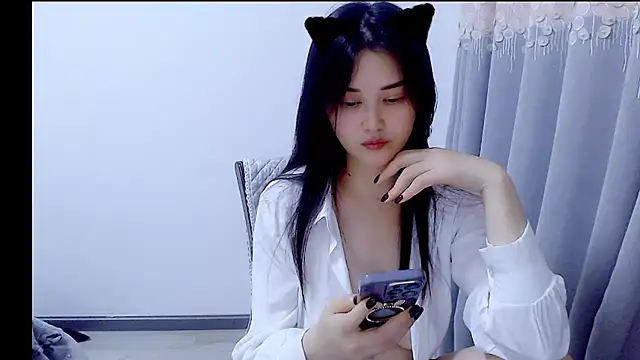 Snapshot of Little-sweet chatting on 11/09/25, 01:09 Little-sweet online show from 11/09/25, 01:09