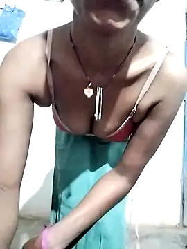 MAAYRA0809 online show from 02/03/25, 02:14