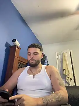 Snapshot of MasterKvn chatting on 01/17/25, 02:08 MasterKvn online show from 01/17/25, 02:08