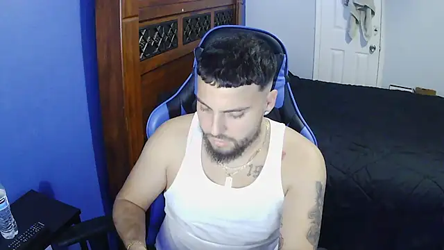 Snapshot of MasterKvn chatting on 02/25/25, 04:24 MasterKvn online show from 02/25/25, 04:24