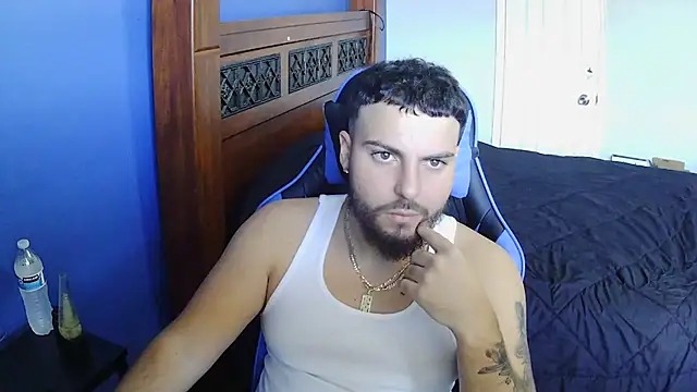 Snapshot of MasterKvn chatting on 02/26/25, 06:11 MasterKvn online show from 02/26/25, 06:11