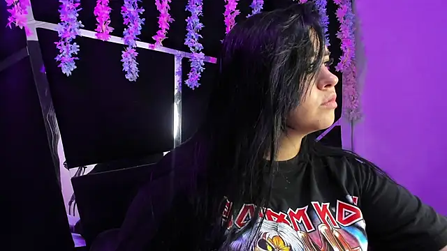 Victoria Rossy online show from 09/29/25, 07:51