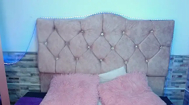 Snapshot of elizabethcooper chatting on 01/14/25, 11:16 elizabethcooper online show from 01/14/25, 11:16