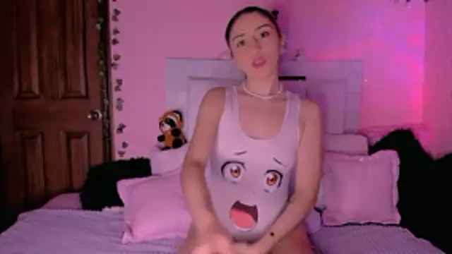 Snapshot of gabyye_capprins chatting on 11/06/25, 12:11 gabyye capprins online show from 11/06/25, 12:11