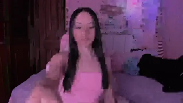 Snapshot of gabyye_capprins chatting on 11/14/25, 12:09 gabyye capprins online show from 11/14/25, 12:09