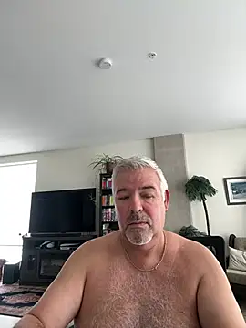 Snapshot of aarosteev2 chatting on 03/06/25, 02:51 aarosteev2 online show from 03/06/25, 02:51