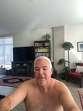 Snapshot of aarosteev2 chatting on 09/22/25, 12:40 aarosteev2 online show from 09/22/25, 12:40