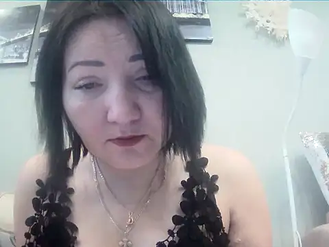 Snapshot of ClaireSunset chatting on 12/07/24, 10:45 ClaireSunset online show from 12/07/24, 10:45