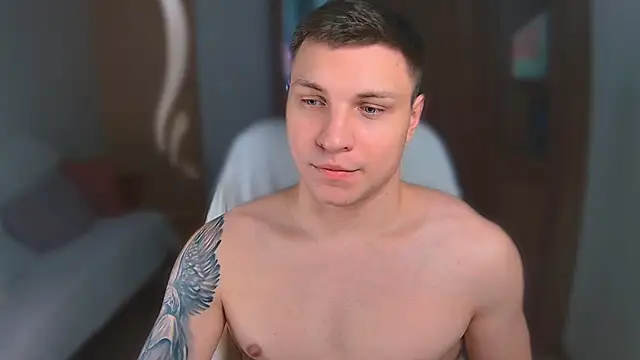 handsome guy01 online show from 02/17/25, 11:31