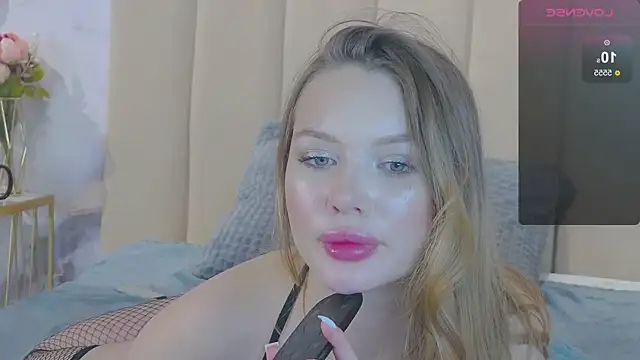 ViolaFlirt online show from 01/25/25, 07:17