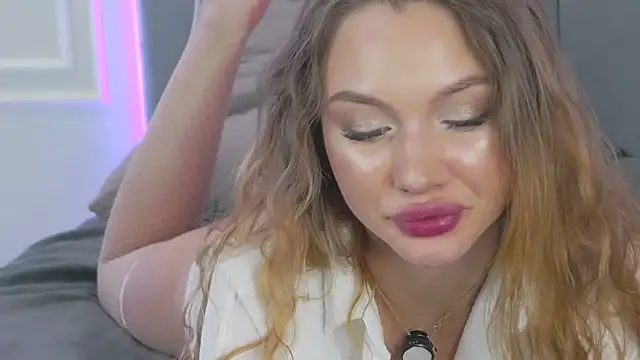 ViolaFlirt online show from 02/06/25, 10:37