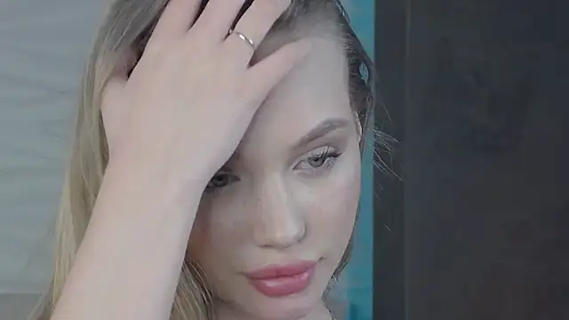 ViolaFlirt online show from 02/15/25, 07:27