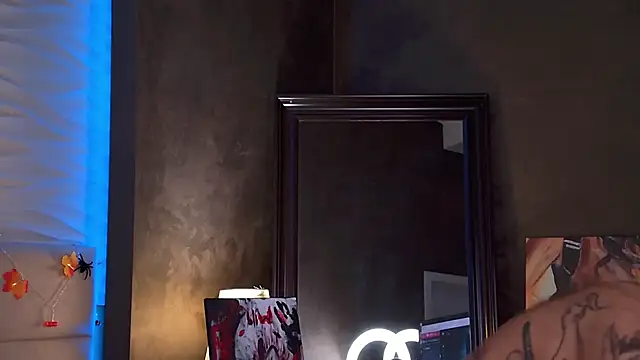 ViolaFlirt online show from 10/21/25, 04:46