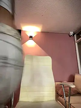 Praga Pink online show from 10/12/25, 02:21