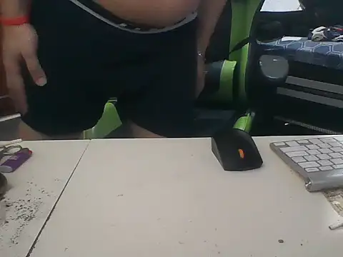 SOLESFETISHBR online show from 11/16/25, 06:57