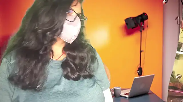 mamoni91 online show from 10/06/25, 03:37