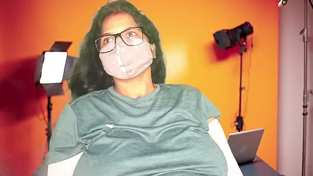 mamoni91 online show from 10/08/25, 02:42