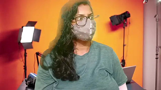 mamoni91 online show from 10/24/25, 03:14