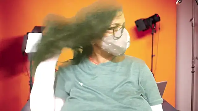 mamoni91 online show from 10/26/25, 03:23