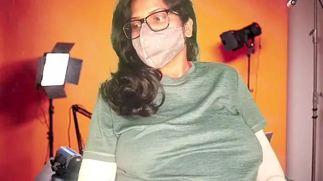 mamoni91 online show from 11/13/25, 04:50