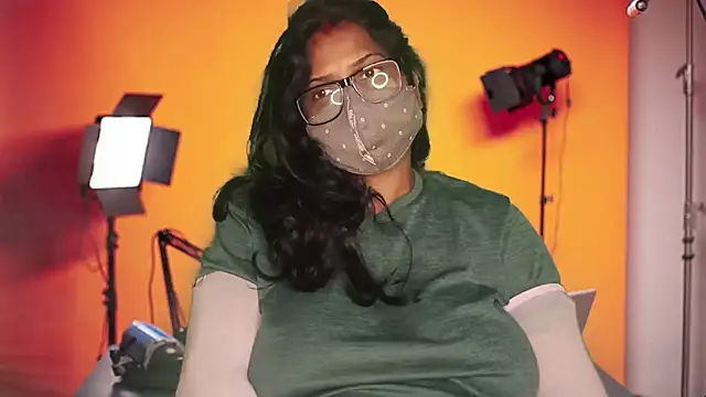 mamoni91 online show from 11/18/25, 03:34