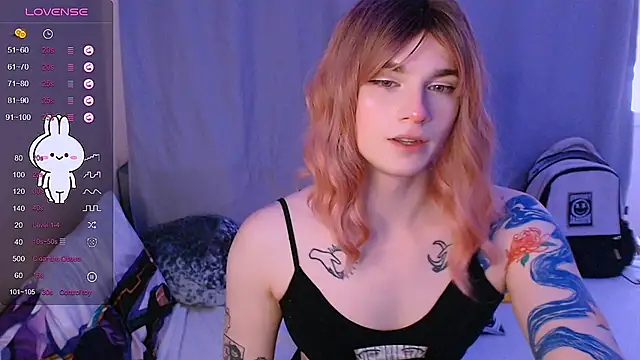 Snapshot of Alice_Hells chatting on 02/13/25, 07:13 Alice Hells online show from 02/13/25, 07:13