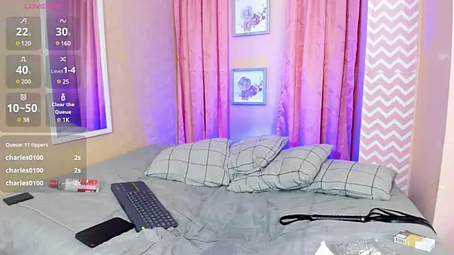 Snapshot of blaiine_colfer chatting on 01/12/25, 03:39 blaiine colfer online show from 01/12/25, 03:39