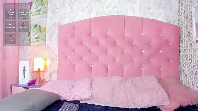 Snapshot of blaiine_colfer chatting on 01/23/25, 02:44 blaiine colfer online show from 01/23/25, 02:44