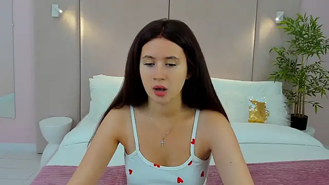 milaleoneli online show from 01/19/25, 12:39