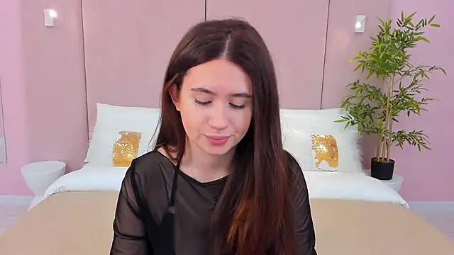 milaleoneli online show from 01/29/25, 12:35