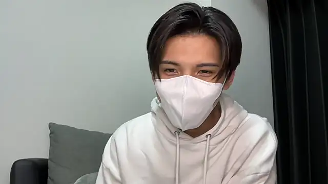 Snapshot of Lio_kun chatting on 12/07/24, 03:08 Lio kun online show from 12/07/24, 03:08