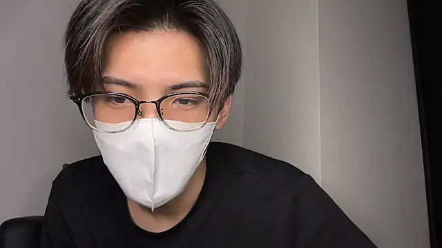 Snapshot of Lio_kun chatting on 01/20/25, 12:07 Lio kun online show from 01/20/25, 12:07