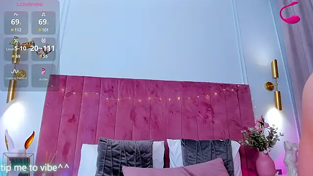 Mayzzie online show from 02/08/25, 03:41