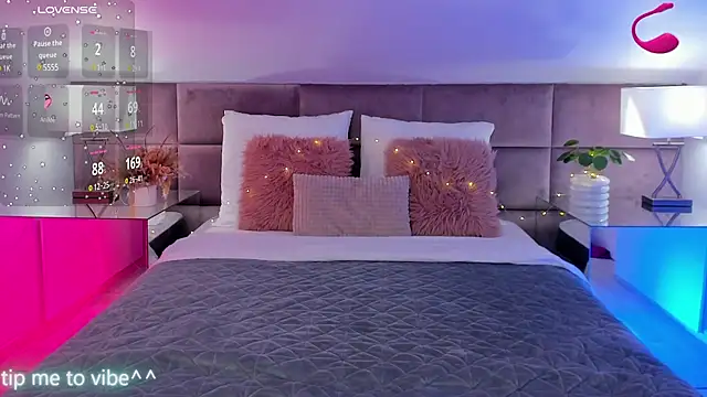 Mayzzie online show from 02/13/25, 08:55