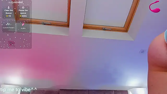 Mayzzie online show from 02/14/25, 03:33