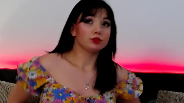 AveryWillow online show from 01/31/25, 07:29