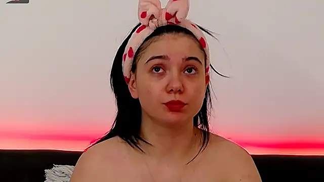 AveryWillow online show from 02/03/25, 12:25