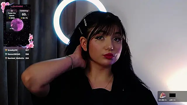 AveryWillow online show from 03/05/25, 09:04