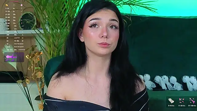 AveryWillow online show from 11/17/25, 10:48