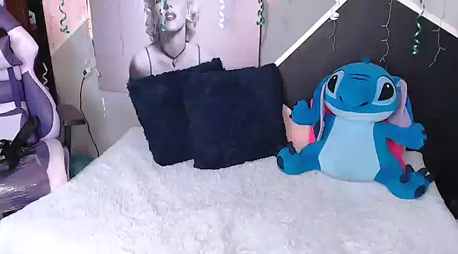 Snapshot of Samanta_james19 chatting on 03/13/25, 08:22 Samanta james19 online show from 03/13/25, 08:22