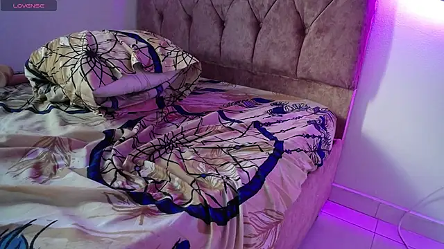 AMBER LOVE22 online show from 12/09/24, 09:58