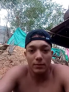 tayson  online show from 10/09/25, 10:46