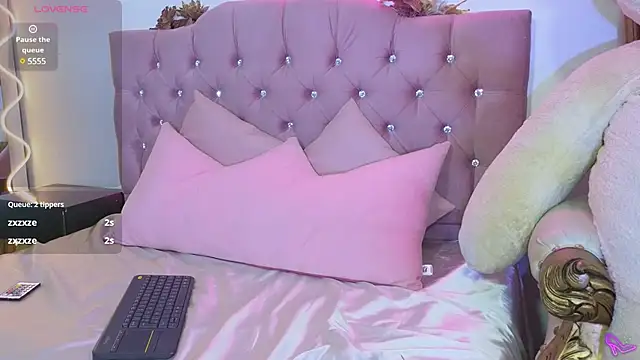 Snapshot of Jazmin_tay chatting on 02/10/25, 10:40 Jazmin tay online show from 02/10/25, 10:40