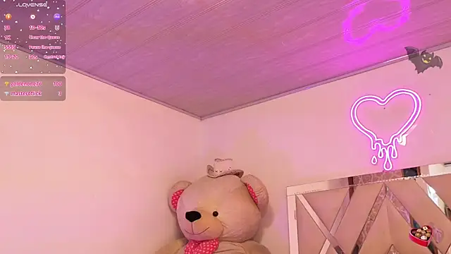 Jazmin tay online show from 11/08/25, 12:05