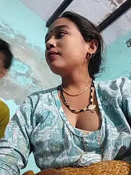 Snapshot of Surajpuja79 chatting on 11/26/25, 03:18 Surajpuja79 online show from 11/26/25, 03:18